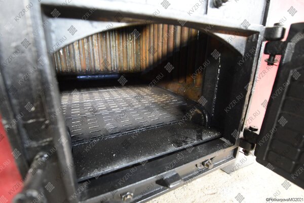 Колосниковая топка котла 1100 КВт уголь дрова